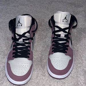 Authentic Air Jordan 1 SE